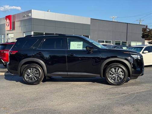 Black 2026 Nissan Pathfinder SV