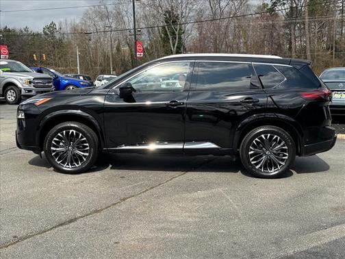 2025 Nissan Rogue Platinum