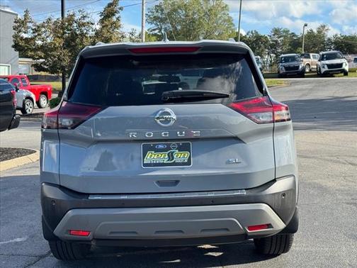 2021 Nissan Rogue SL