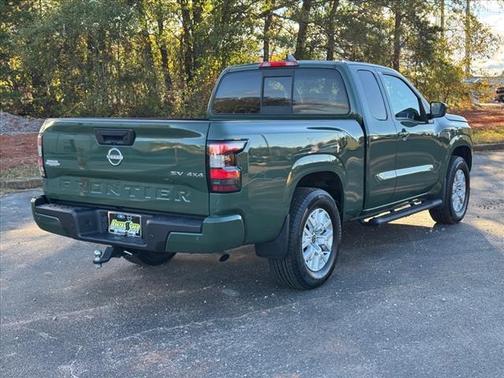 2022 Nissan Frontier SV