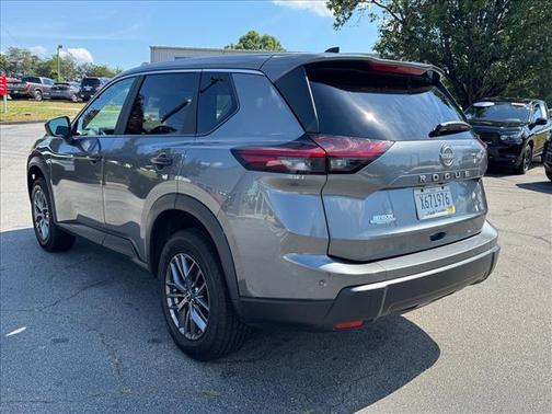 Gun Metallic 2024 Nissan Rogue S