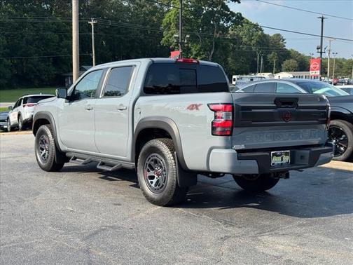 2025 Nissan Frontier PRO-4X
