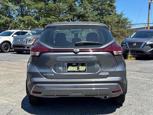 2025 Nissan Kicks Play S