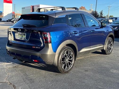 2025 Nissan Kicks SR