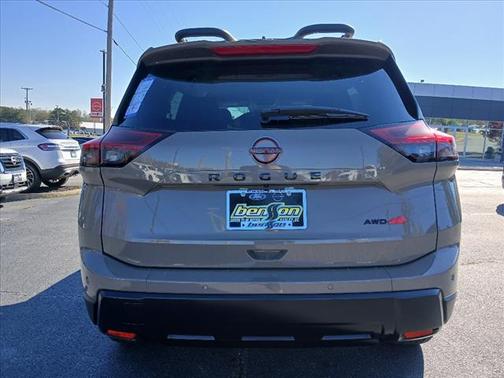 2025 Nissan Rogue Rock Creek