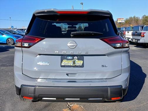 2025 Nissan Rogue SL