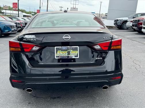 2024 Nissan Altima 2.5 SL