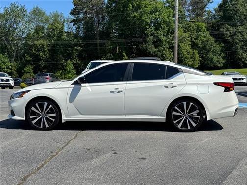 2021 Nissan Altima 2.5 SR