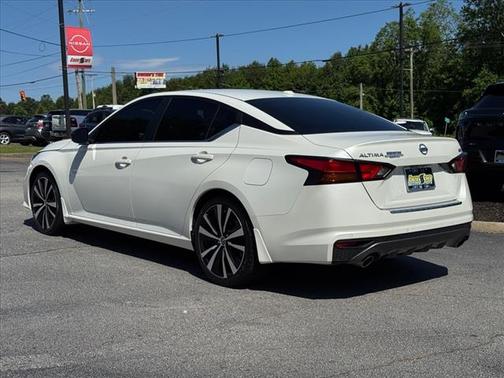 2021 Nissan Altima 2.5 SR