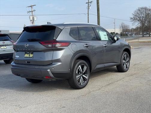 2025 Nissan Rogue SL