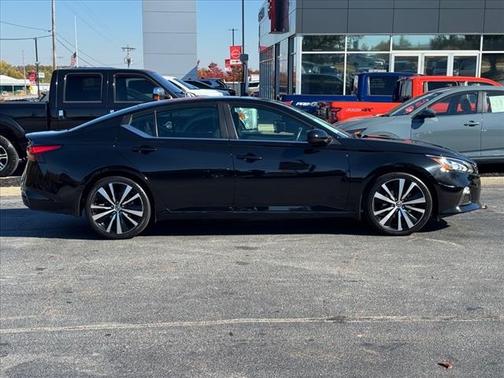 2019 Nissan Altima 2.5 SR