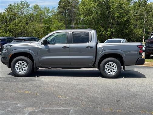 2025 Nissan Frontier S