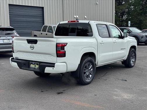 Glacier White 2027 Nissan Frontier SV