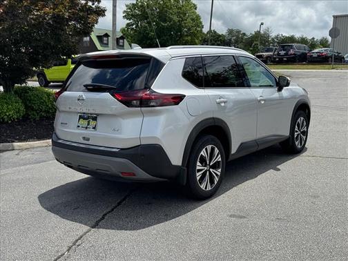 Brilliant Silver Metallic 2021 Nissan Rogue SV