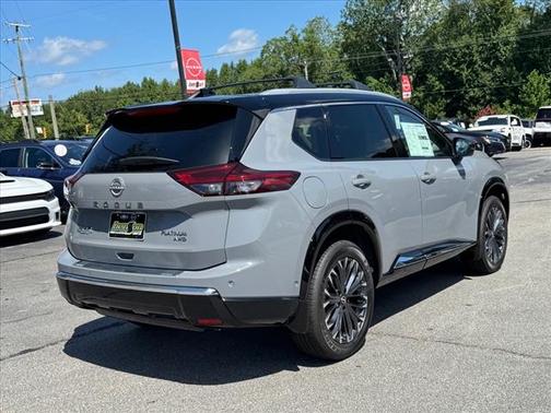 2025 Nissan Rogue Platinum