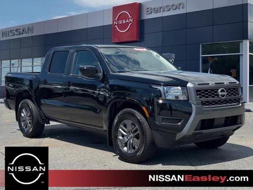 Super Black 2025 Nissan Frontier SV