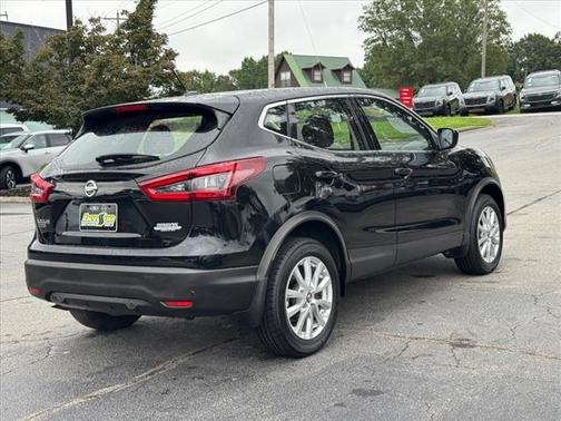 2022 Nissan Rogue Sport S