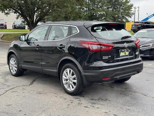 2022 Nissan Rogue Sport S
