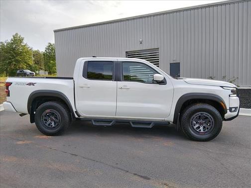 Glacier White 2025 Nissan Frontier PRO-4X