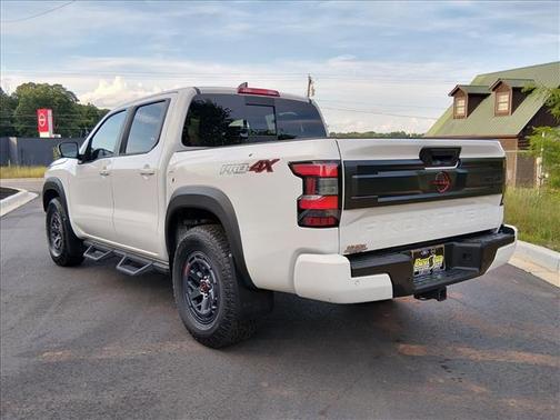 Glacier White 2025 Nissan Frontier PRO-4X
