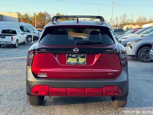 2026 Nissan Kicks SR