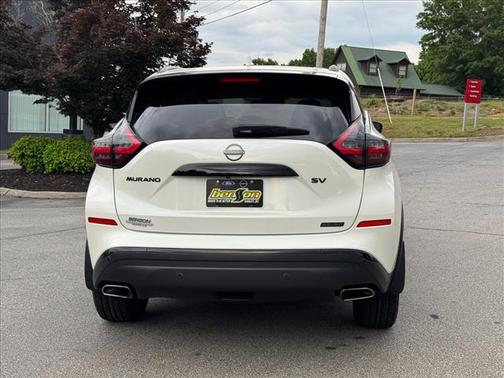 Pearl White 2024 Nissan Murano SV