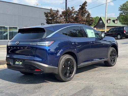 2025 Nissan Murano SV