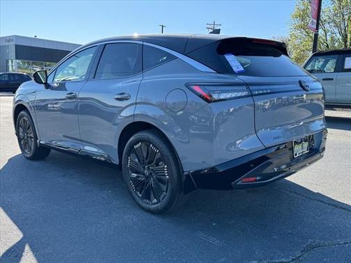 2025 Nissan Murano Platinum