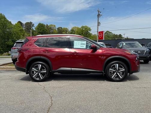 2025 Nissan Rogue SL