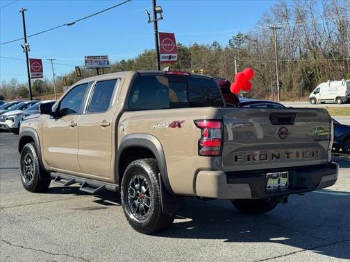 2024 Nissan Frontier PRO-4X