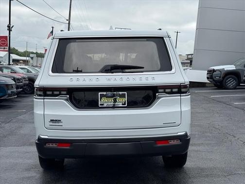 2022 Jeep Grand Wagoneer Series II