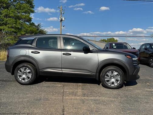 Gun Metallic 2026 Nissan Kicks S