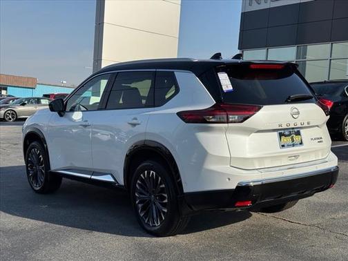 2025 Nissan Rogue Platinum