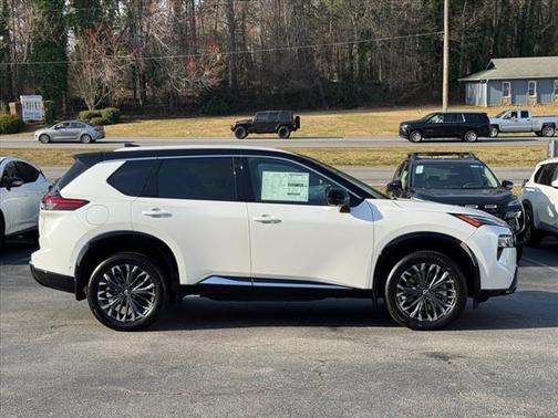 2025 Nissan Rogue Platinum
