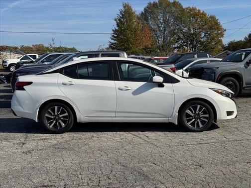 2025 Nissan Versa 1.6 SV