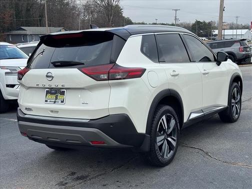 2021 Nissan Rogue SL