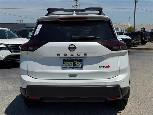 2025 Nissan Rogue Rock Creek