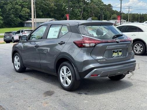 2025 Nissan Kicks Play S