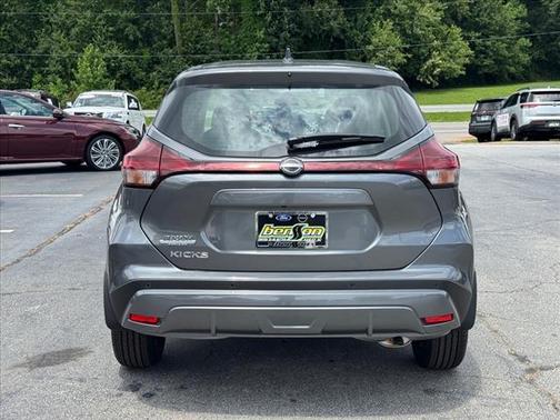 2025 Nissan Kicks Play S