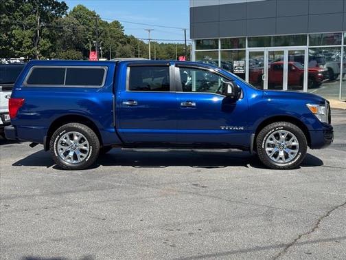 2021 Nissan Titan SV