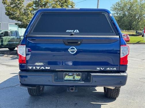 2021 Nissan Titan SV