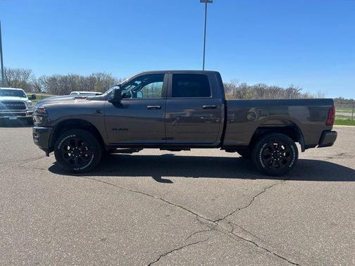 2025 RAM 2500 Big Horn Crew Cab 4x4 6'4' Box