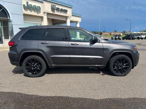 2020 Jeep Grand Cherokee Altitude