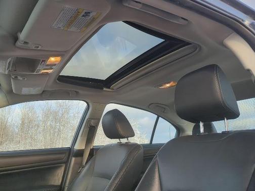 2016 Subaru Legacy Limited