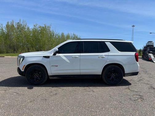 White 2025 GMC Yukon AT4 Ultimate 4WD
