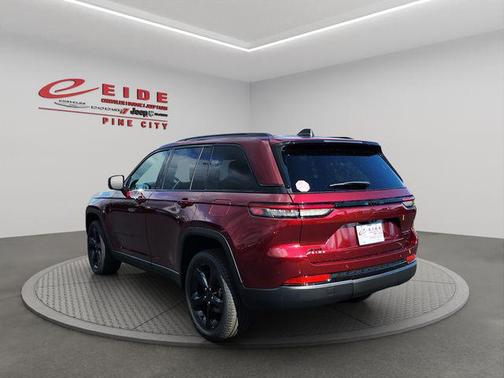 2025 Jeep Grand Cherokee Limited X