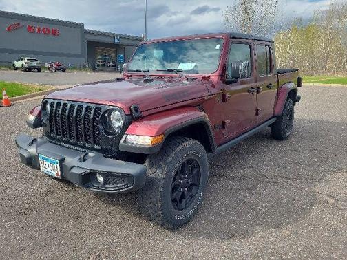 Snazzberry Pearlcoat 2022 Jeep Gladiator Willys 4x4