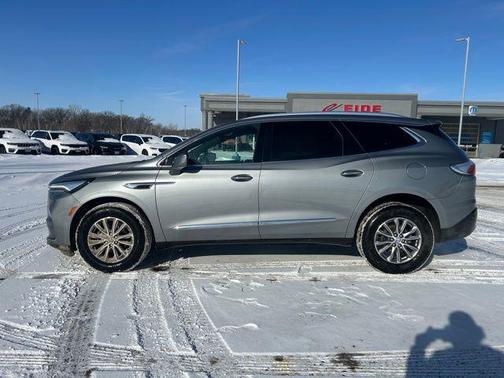 2023 Buick Enclave Essence AWD