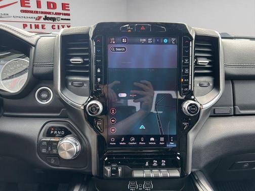 Bright White Clearcoat 2026 RAM 1500 Laramie