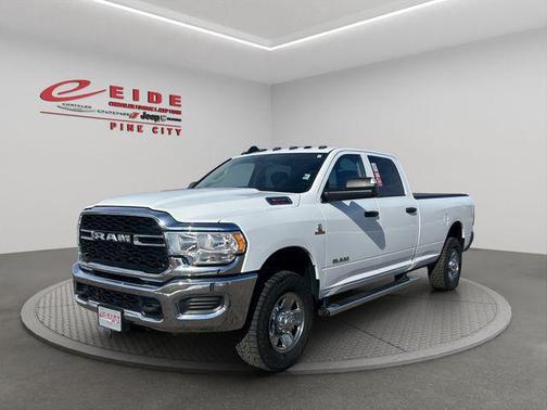 2019 RAM 3500 Tradesman Crew Cab 4x4 8' Box